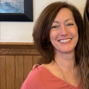 Meet your Posher, Linnie